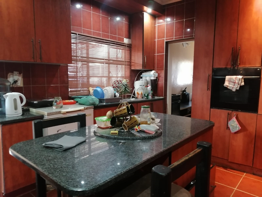 4 Bedroom Property for Sale in Rustenburg North North West